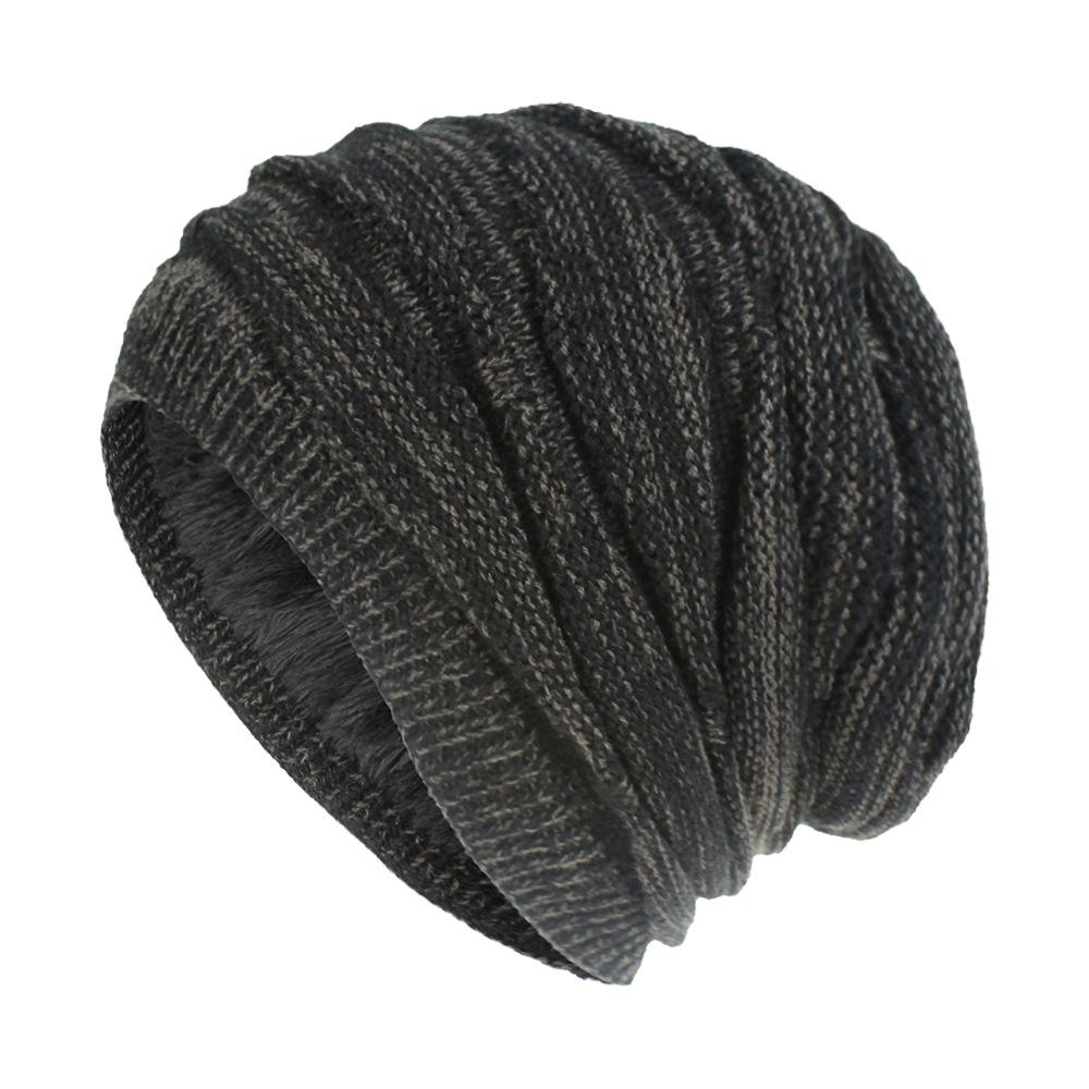 WARM KNITTED HAT